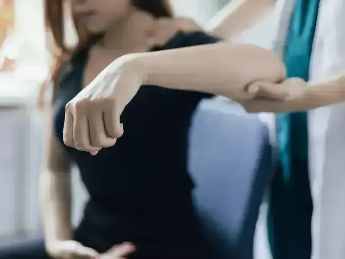 Professional Chiropractic Consultation and Diagnosis services by Arrowhead Clinic Chiropractic in Atlanta, GA &mdash; licensed Chiropractor provider